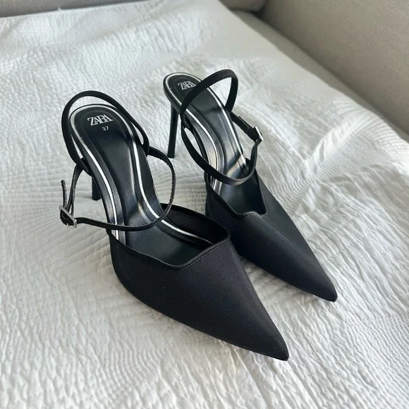 Zara Black Pointed Toe Heels - Picture 3 of 7